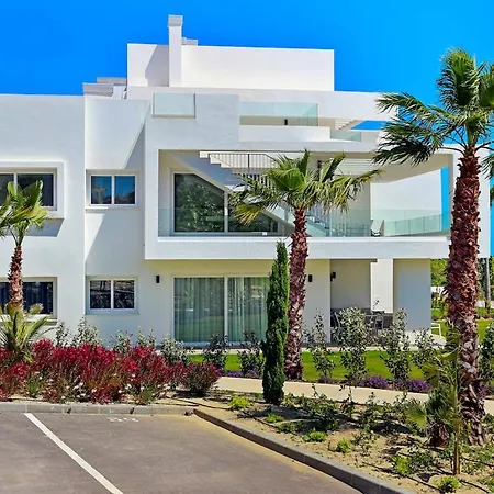 Lux Apartlprivate Lagoon-beachlpoollrelaxlnear Sea Apartment